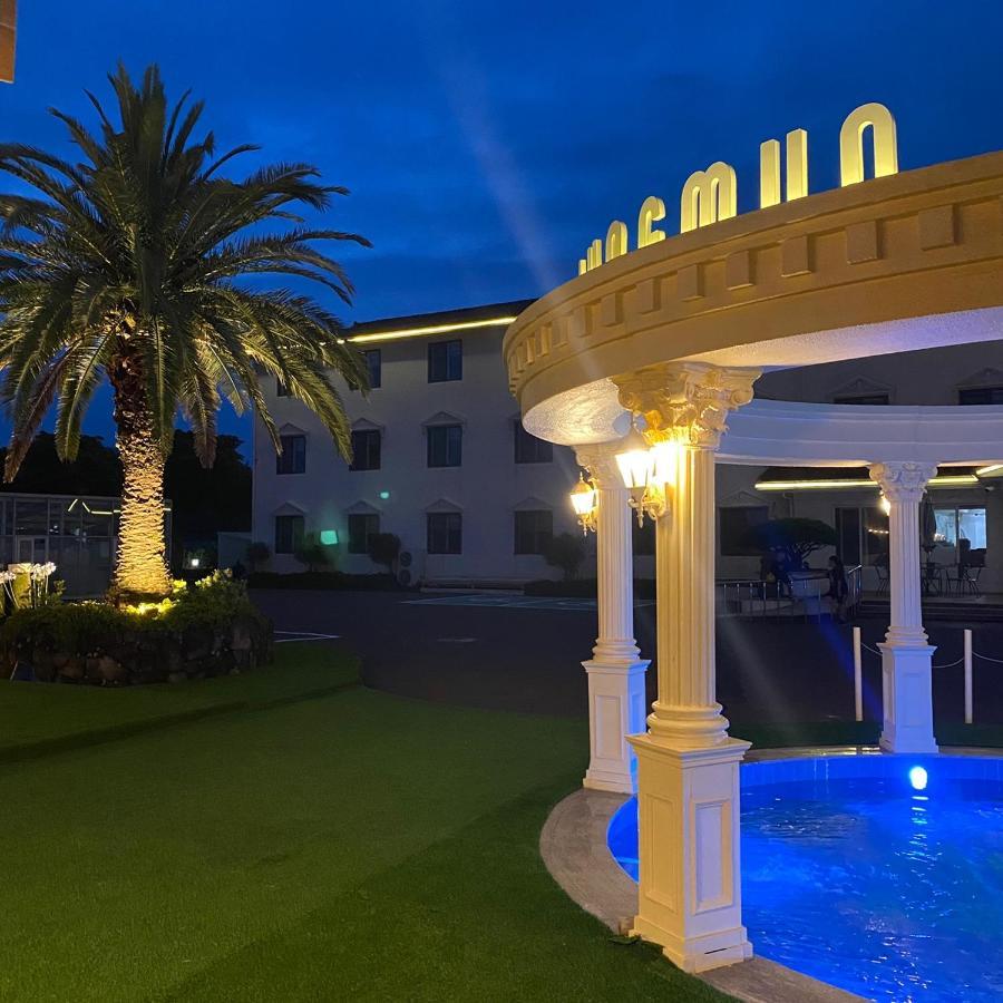 Jungmun Resort Jeju Согвипхо Экстерьер фото