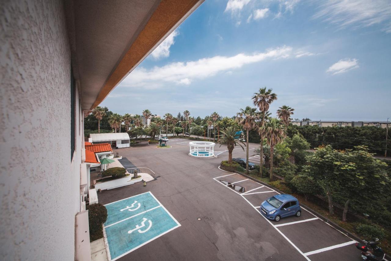 Jungmun Resort Jeju Согвипхо Экстерьер фото