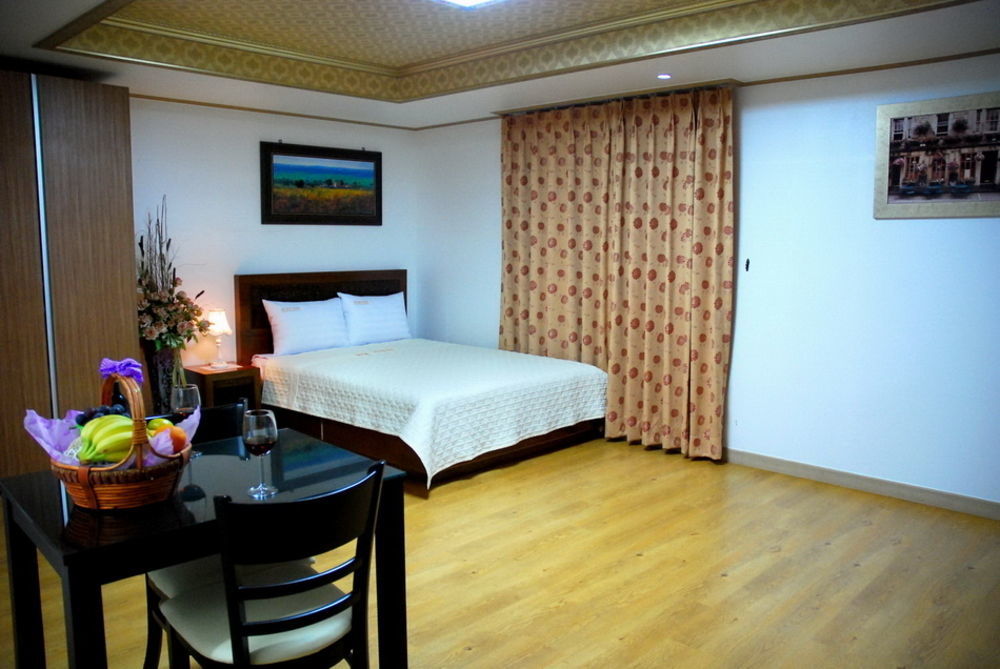 Jungmun Resort Jeju Согвипхо Экстерьер фото